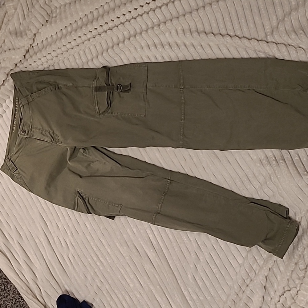 American Eagle Cargo pants